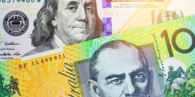 AUD/USD fell from the ledge