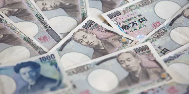 USD/JPY: 